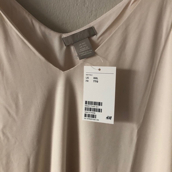 ❌SOLD❌NWT! Nude Camisole Top - Picture 6 of 8